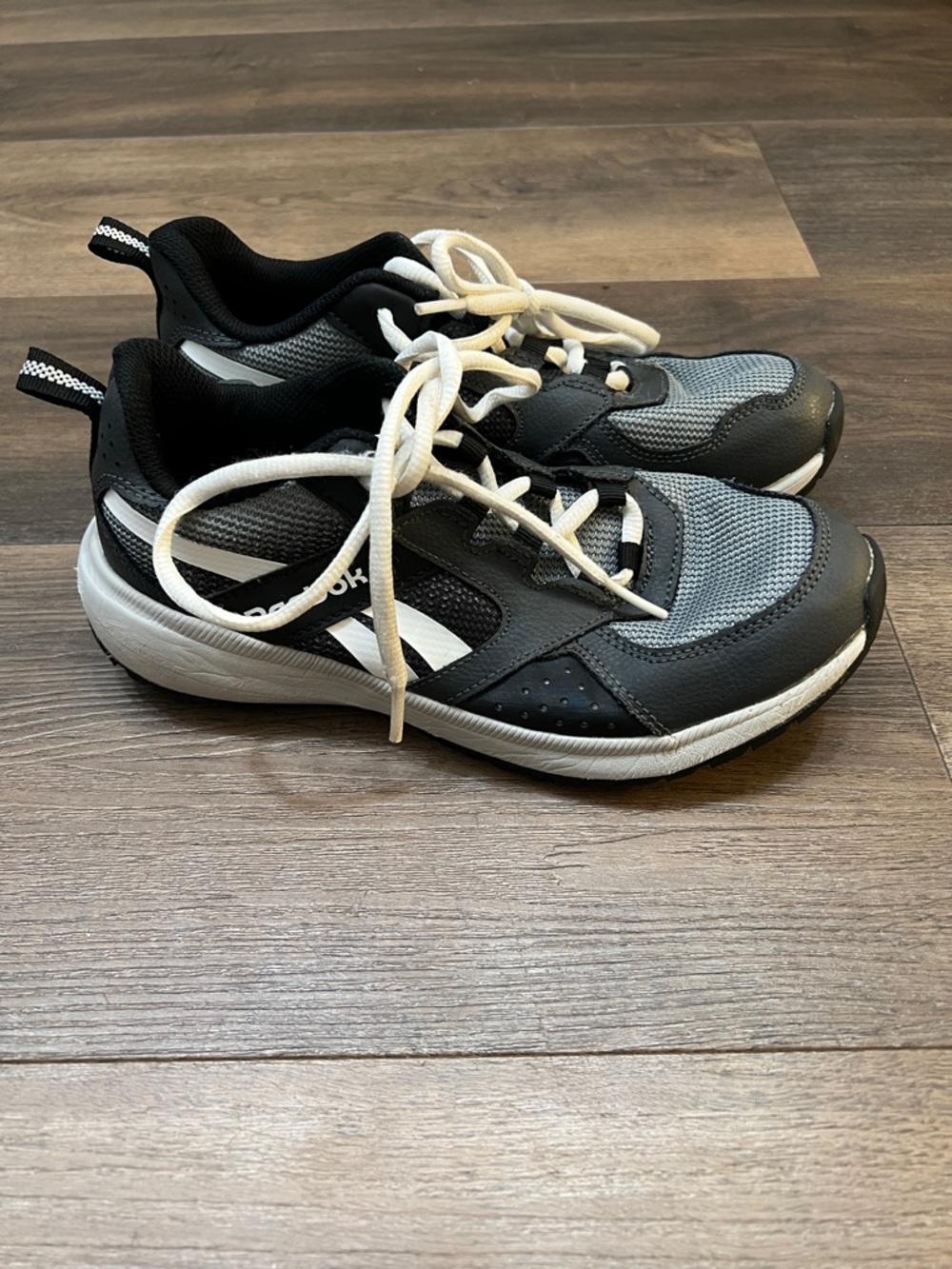 Reebok Kids Black & Gray Athletic Sneakers